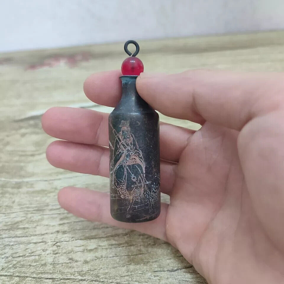 Garrafa de rapé esculpida em c - Vintage Collectible Bottles avaliação e preço